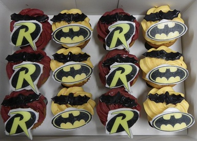 Mini Batman and Robin Cupcakes