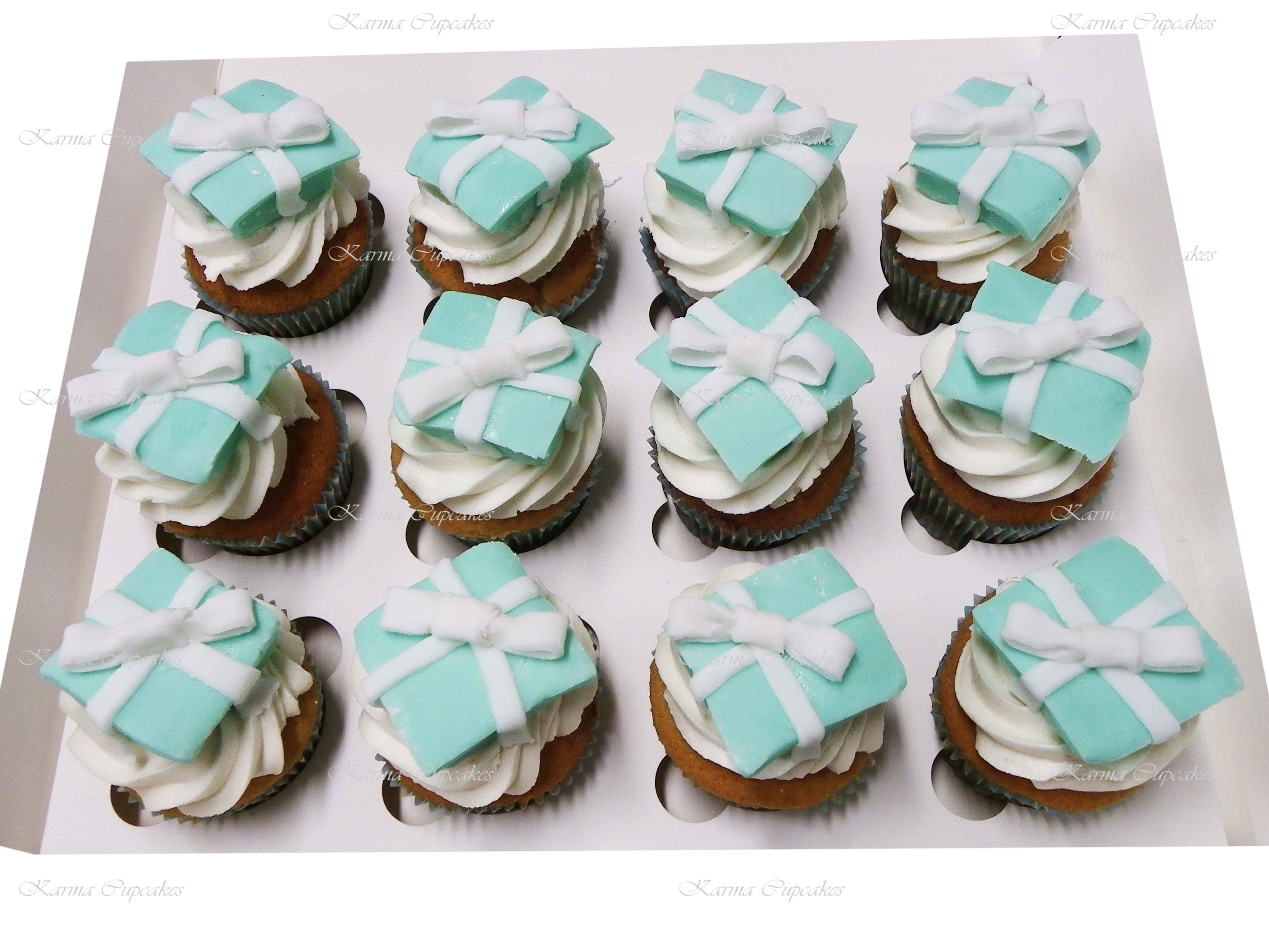 Birthday Cupcakes with Presents and Bows - Choose your colour