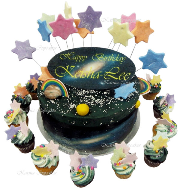 Kids star cake with matching star cupcakes copy