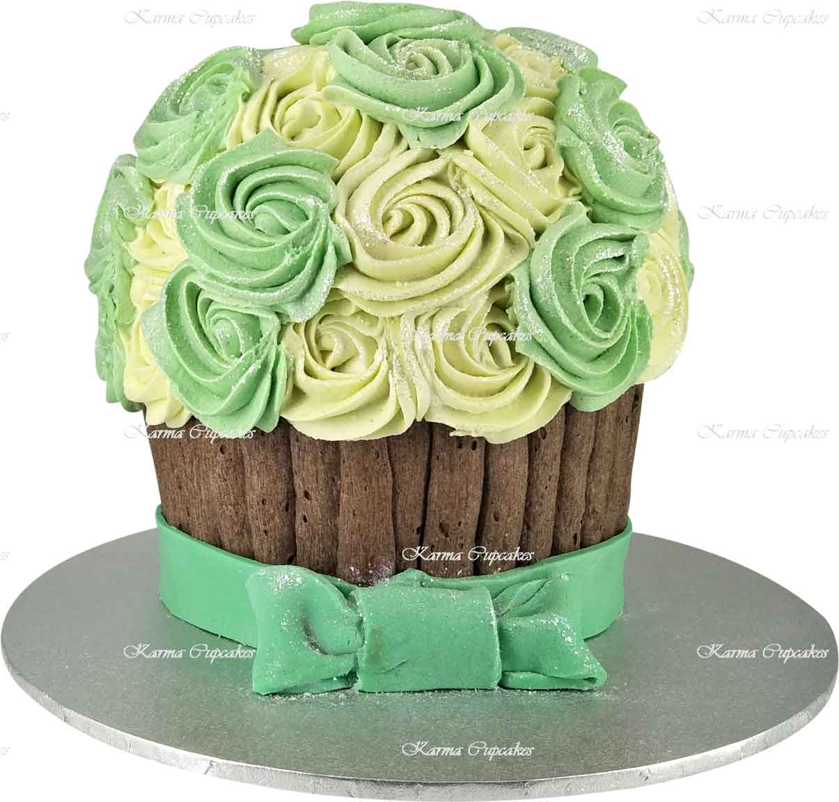 Giant-Cupcakes-Green-and-Yellow