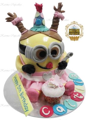 Minion 3D Cake